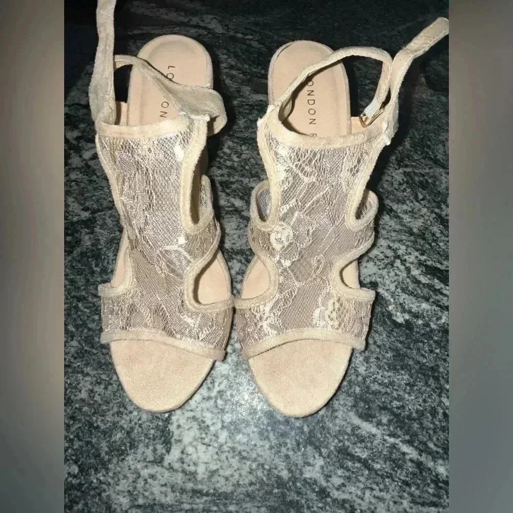 London Rag wedges size 9.5